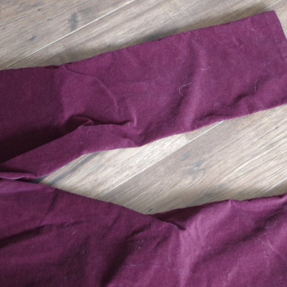 Northern Refllections Esssential Burundy Women's Cords - Picture 4 of 5